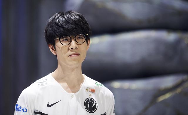 Valve正在积极改善反作弊系统，Counter-Strike 2： VACnet 3.0 - Gabe Follower